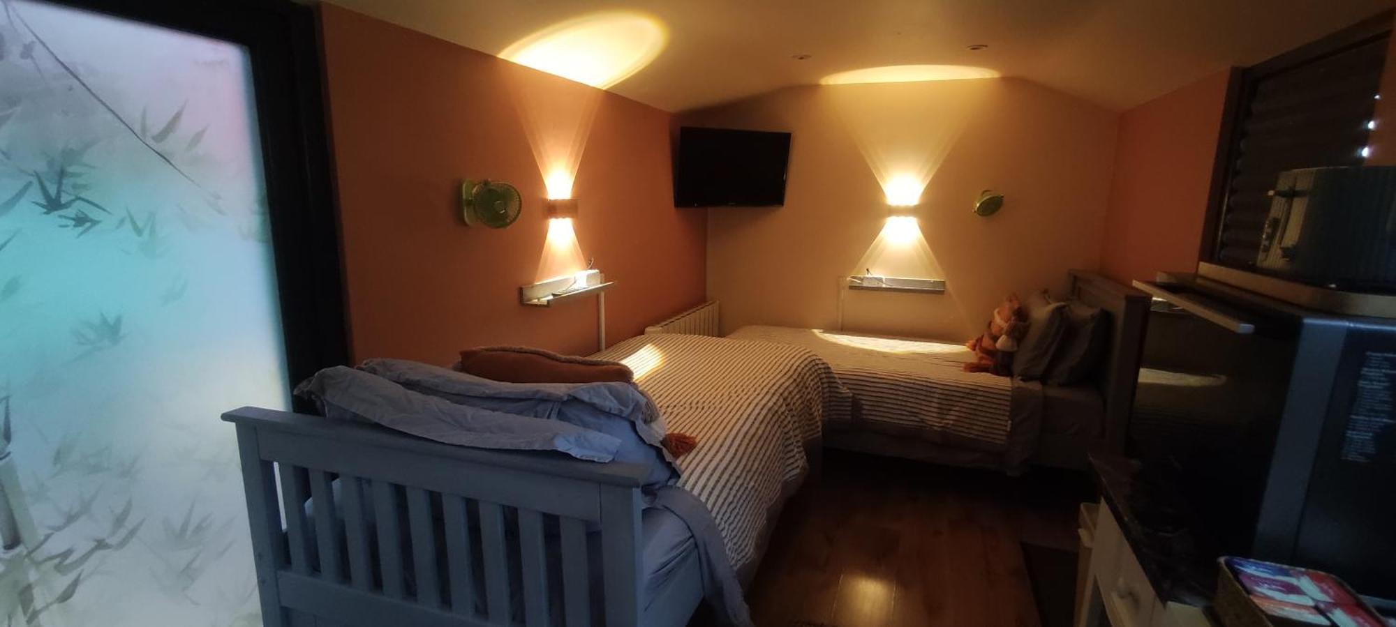 Richmond Lane Guest House - Aa Accredited Romsey Exteriör bild